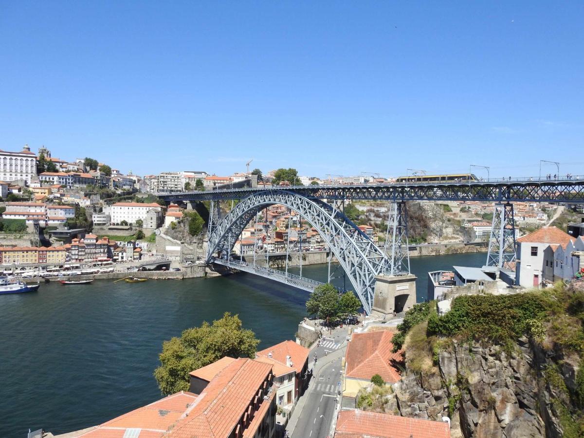 Oporto Delight 1 Luxury Apartment In Historic Center With Balcony Max 4 P エクステリア 写真
