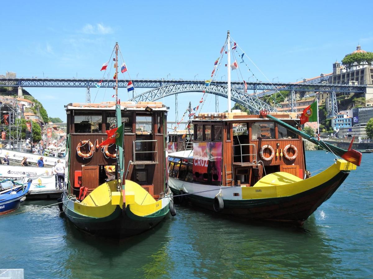 Oporto Delight 1 Luxury Apartment In Historic Center With Balcony Max 4 P エクステリア 写真