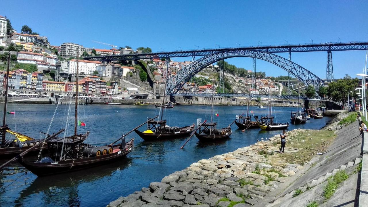 Oporto Delight 1 Luxury Apartment In Historic Center With Balcony Max 4 P エクステリア 写真